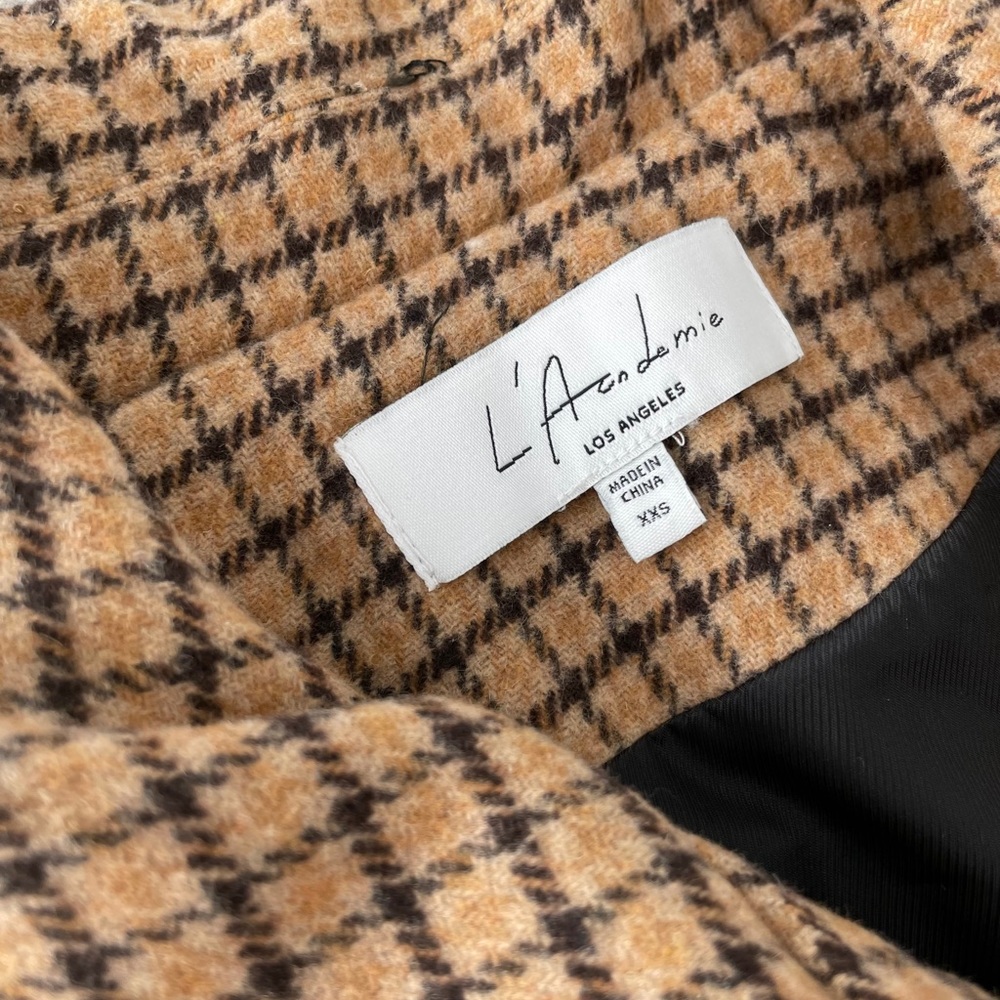 Jacket - Picture 2 of 3